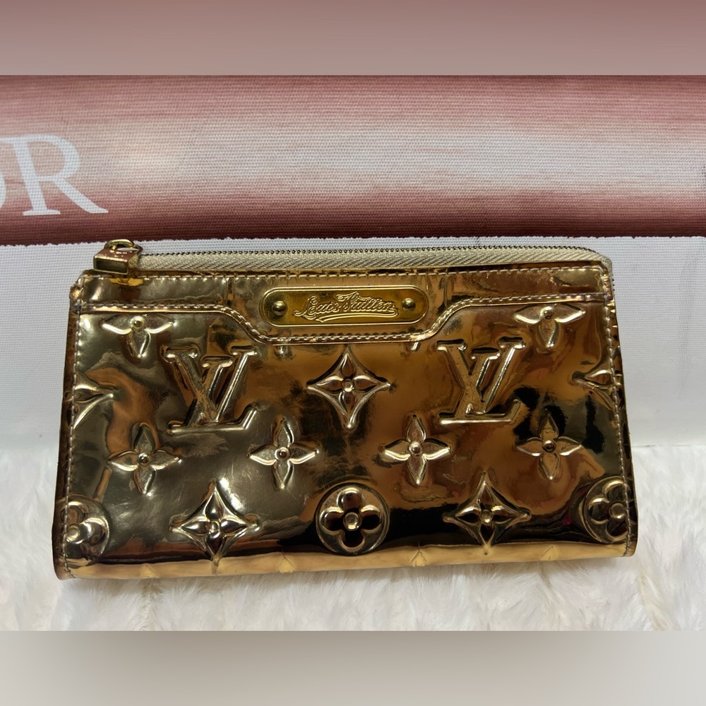 LOUIS VUITTON-SN4097-Gold Monogram Miroir Trousse Cosmetic Bag